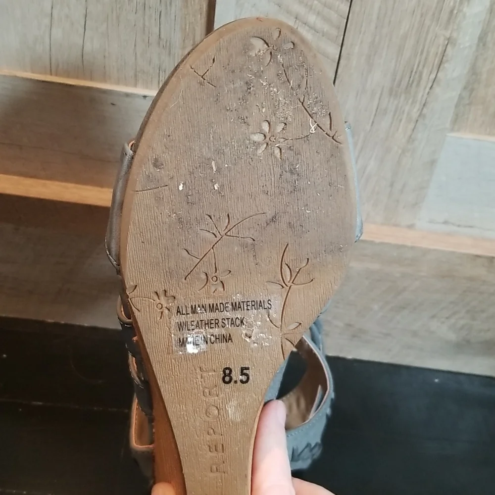 Cute Gray Platform Wedge Sandles with Laced Up Tie Size 8.5